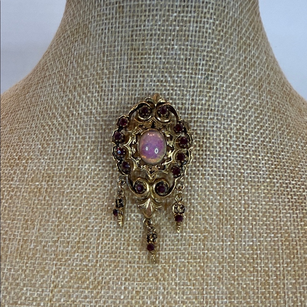 Florenza Attributes Elegant Gold and Purple Brooch - Picture 3 of 4